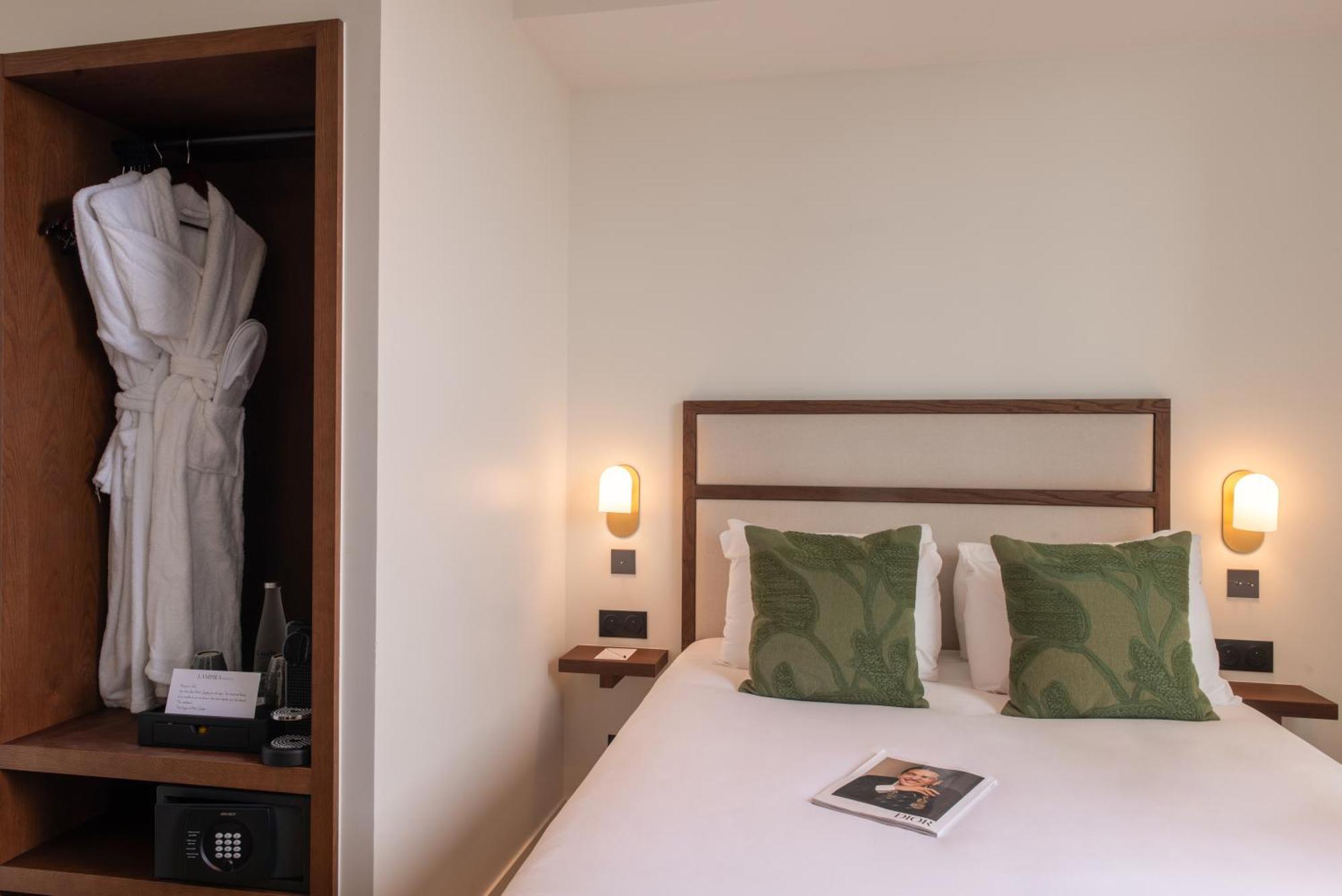 Le Lampika Hotel Paris Bilik gambar