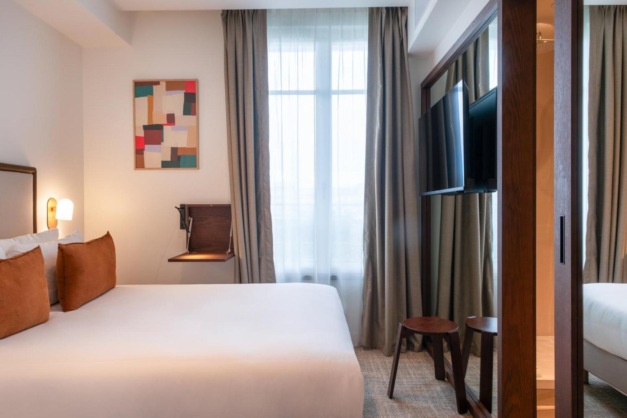 Le Lampika Hotel Paris Bilik gambar